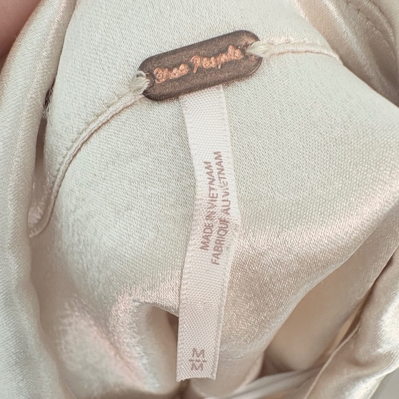 FREE PEOPLE Blouse Sz. M - Picture 2 of 6